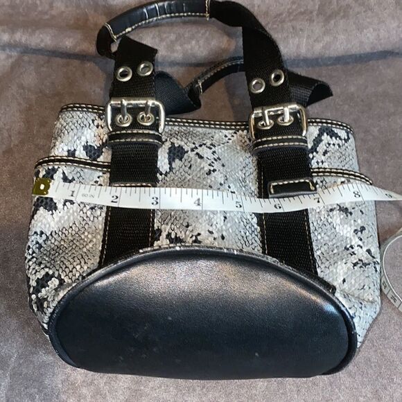 Nine West small purse *Sale* Bundle 2 purses for $60 - Picture 10 of 11